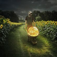 I bring you the sun. Een project van Traditionele illustratie van Julio Martínez Andrés - 24.07.2018