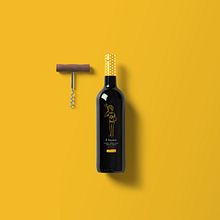 Hygge Wine Ein Projekt aus dem Bereich Grafikdesign, Logodesign, Verpackung und Produktdesign von Marta Montoro - 22.02.2017