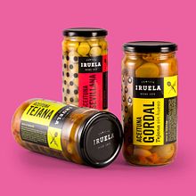 IRUELA. Un progetto di Br, ing, Br, identit, Cop, writing e Creatività di Ramon Marc Bataller Garrigó - 31.07.2018