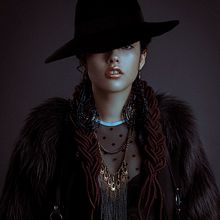 Mi Proyecto del curso: Fotografía de moda y retoque digital. Photograph, Studio Photograph, Fashion Photograph, and Portrait Photograph project by Edgar Barragán Juárez - 08.01.2018