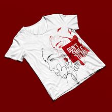 Diseño de ilustración de Billie Eilish para estampación de camiseta. Projekt z dziedziny Design, Projektowanie mod, Projektowanie graficzne, Trad, c, jna ilustracja, Ilustracja c i frowa użytkownika Judith Engelhardt Moya - 26.08.2018