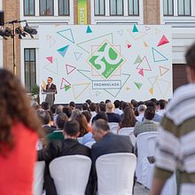 LOGO 30 ANIVERSARIO PROMÁLAGA Ein Projekt aus dem Bereich Br, ing und Identität, Kreativität, Design, Logodesign, Grafikdesign, Digitale Illustration und Vektorillustration von DIKA estudio - 29.08.2018