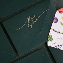 Invitaciones de boda . Un proyecto de Diseño gráfico, Fotografía, Fotografía de producto e Ilustración tradicional de Núria Galceran - 06.09.2018