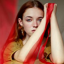 Judith_luz_natural Ein Projekt aus dem Bereich Modedesign, Fotografie, Modefotografie, Porträtfotografie und Beleuchtung für Fotografie von Rebeca Camino - 07.09.2018