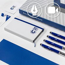 Nueva Identidad CIM UPC. Un projet de Animation 3D, Br, ing et identité, Création de logos , et Motion design de Miguel Ángel Rosendo Pulido - 15.07.2016