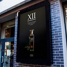 Aceite. XII . Design gráfico, Design de produtos, e Design de logotipo projeto de Victor Luna Guerrero - 20.09.2018