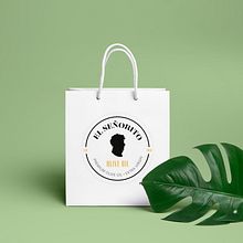 Aceite Premium de olivos milenarios "El Señorito". Een project van Productontwerp y Packaging van Asier García Laucirica - 01.03.2016