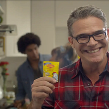 Maggi ¿Donde está el Sabor? - Consomé Tico. Un proyecto de Br, ing e Identidad, Cine, vídeo, televisión, Marketing, Marketing Digital, Post-producción fotográfica		, Producción audiovisual					, Publicidad y Televisión de Reynaldo Quijada - 11.02.2018