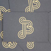 Lettering & Screenprinting. Lettering, and Screen Printing project by Andrea Bosch - 10.12.2018
