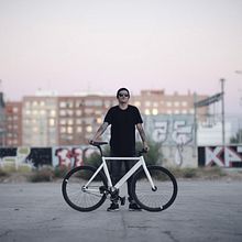 Fabric Bike Air. Un projet de Motion design, VFX , et Vidéo de Óscar Seguí - 16.10.2016