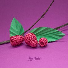 Frambuesas de papel  Ein Projekt aus dem Bereich Kunstleitung, Kartonmodellbau und Traditionelle Illustration von Lía Nalé - 28.08.2018