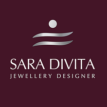 Web design for Sara Divita . Design web de Raúl López Cabello - 10.15.2004