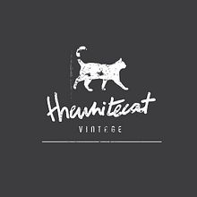 Identidad Thewhitecat Studio Ein Projekt aus dem Bereich Plakatdesign, Innendesign, Logodesign und Webdesign von Vicente Santiago - 01.05.2017