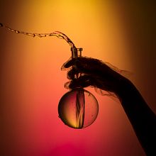 Psicodelia Vidriosa. Photograph, Studio Photograph, Product Photograph, and Photographic Lighting project by Clara Fuertes Piñol - 11.02.2018