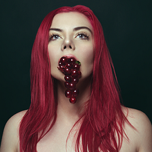 Mi Proyecto del curso: Autorretrato fotográfico artístico . Studio Photograph, Portrait Photograph, and Photo Retouching project by Chrystell Radelet - 11.05.2018
