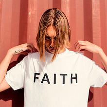 Faith of the South. Br, ing, Identit, Design, Pattern Design, Photograph, T, and pograph project by Pedro García - 11.13.2018