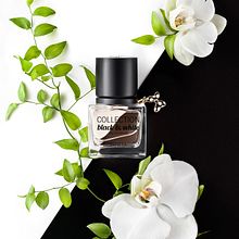 Campaña Perfumes Vanesa Duran. Un proyecto de Dirección de arte, Fotografía, Fotografía de estudio y Fotografía de producto de Mech Ibañez - 03.05.2018