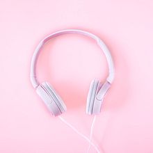 Mis playlists para la radio. Un proyecto de Cine, vídeo, televisión, Música y Sound Design de Xabier Pou Goyanes - 16.11.2018