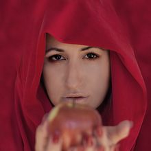  BACK TO THE PAST (AUTORRETRATO). Fotografia, Fotografia de moda, e Fotografia de retrato projeto de Marcos Leal - 16.11.2018