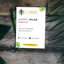 Vivo Hostel. Br, ing e Identidade, Concept Art, Consultoria criativa, e Design de logotipo projeto de Patt Vielma - 22.11.2018