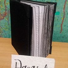 Encuadernación in Black. Un proyecto de Encuadernación, Artesanía, Creatividad, Diseño y Lettering de Daniela Rodriguez - 19.11.2018