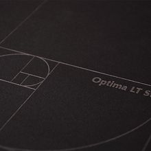 Optima - especímen tipográfico. Editorial Design, T, and pograph project by Elisenda Farrés - 06.20.2017
