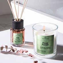 AROMATICS / Equivalenza Retail. Un progetto di Creatività, Direzione artistica, Design, Graphic design, Fotografia e Packaging di gema peragón - 20.11.2018