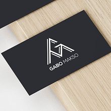 Diseño de logo e imagen corporativa para Gabo Makso. Un projet de Design graphique de Javier Hernandez - 21.11.2018