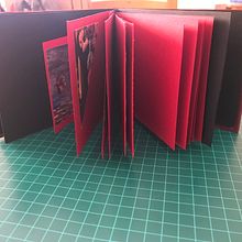 Amaya. Piel teñida y fotos impresas en papel bond. Bookbinding project by Aka Aka - 11.24.2018