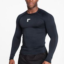 Fotografía de producto para marca de sporstwear.. Un proyecto de Fotografía, Fotografía de estudio, Fotografía de moda, Fotografía de producto e Iluminación fotográfica de Mohamed El-Jaouhari - 26.11.2018