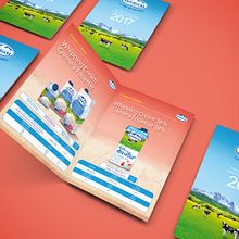 Central Lechera Asturiana Catálogo Bilingüe. Projekt z dziedziny Design, Grafika ed, torska i Projektowanie graficzne użytkownika Camilo Romero - 01.12.2018