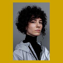 Fotografía de producto : ELON, parka con tejido reflectante.. Un proyecto de Fotografía de estudio, Iluminación fotográfica y Retoque fotográfico de Mohamed El-Jaouhari - 20.12.2018