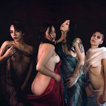 "BACCHANALIA". Un projet de Art conceptuel, Conception d'éclairage, Photographie, Photographie de portrait, Éclairage photographique et Illustration numérique de Dolores Oncré - 20.12.2018