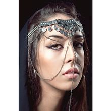 Mi Proyecto del curso: Retoque fotográfico de moda y belleza con Photoshop Ein Projekt aus dem Bereich Fotografie, Studiofotografie, Modefotografie, Porträtfotografie, Beleuchtung für Fotografie und Fotoretuschierung von Miguel Rodrigo - 21.12.2018