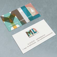 Mi nueva tarjeta, al fin impresa y preparada para entrar en acción, ya era hora!. Graphic Design, T, and pograph project by Matilda Lombas - 01.09.2019