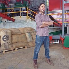 Diseño de Producción Comercial SEGOB 02. Un progetto di Cinema, Cinema, video e TV, Direzione artistica, Interior design, Product design, Graphic design e Produzione audiovisiva di Juan Manuel Esquivel - 10.01.2018
