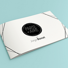 Maquetación de Dossier Fotográfico. Editorial Design project by Kerry Sybil Valentin Morales - 01.11.2018
