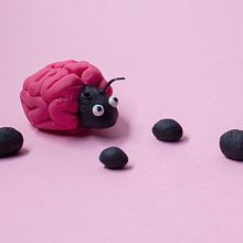 TEDxUPValencia_CURIOSITY. Clip promocional by Patossa. Un progetto di Animazione, Stop motion e Pubblicità di Patossa (Patrícia Barrachina) - 15.01.2019