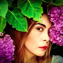 flores (color). Portrait Photograph project by Marina Marrupe - 01.28.2019