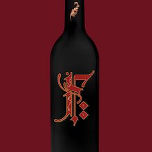 Mi Proyecto del curso: Caracteres con carácter. Een project van  Br, ing en identiteit,  Ontwerp, Grafisch ontwerp,  Belettering, Packaging, T y pografie van Luis Gálvez Morales - 29.01.2019