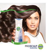 DETTOL SHAMPOO. Product Photograph, Portrait Photograph, Audiovisual Production, and Advertising project by Plugged Production - 01.31.2019