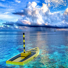 SURFBEE. Un progetto di 3D, Modellazione 3D e Pubblicità di Tano Lombardo - 07.02.2019