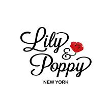 Lily and Poppy Classic 2. Un proyecto de Br, ing e Identidad, Creatividad, Diseño de logotipos y Tipografía de María RODRIGUEZ LIÑAN - 12.02.2019
