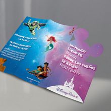 Tríptico DisneyParks. Un progetto di Graphic design di Gonzalo Bermejo - 21.02.2019
