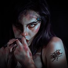 V E N O M O U S . Concept Art, Creativit, Portrait Photograph, Digital Photograph, and Photographic Lighting project by Angie Jiménez Arreola - 02.26.2019