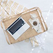 Guest bloggers. Un proyecto de Marketing Digital de Dientes de Leche Shop - 14.03.2019
