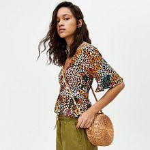 Hayvan Desenli Pull&Bear . % Carola Sol tarafından hazırlanan Yaratıcılık, Tasarım, Grafik Tasarım, Baskı, Geleneksel illüstras, Ve on projesi - 03.18.2019