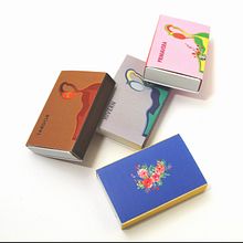 Ciclos . Un proyecto de Diseño gráfico y Packaging de Clara Martínez Ballesteros - 08.04.2019