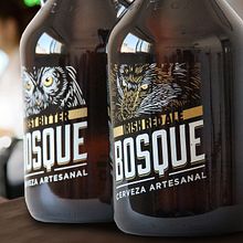 BOSQUE | Beer Branding. Diseño de Marca de Cerveza Artesanal.. Projekt z dziedziny Br, ing i ident, fikacja wizualna, Design, Projektowanie logot, pów, Projektowanie graficzne,  Nazewnictwo, Projektowanie opakowań i Portale społecznościowe użytkownika Disruptive Brand Innovation - 11.04.2019