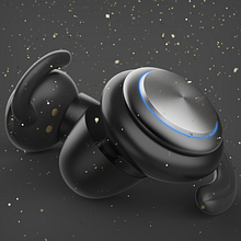 Earphones concept. 3D, Concept Art, Criatividade, Design, Design de acessórios, Design de produtos, e Design industrial projeto de Jon Ander Quintana Ramon - 19.04.2019